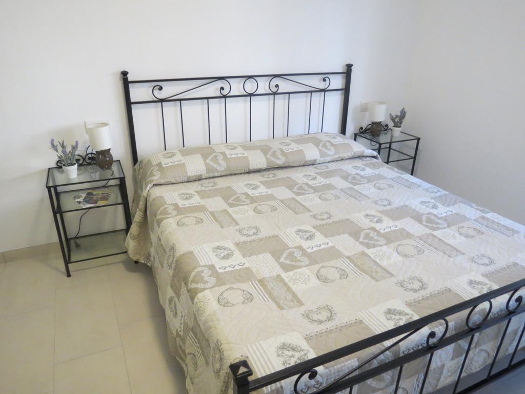 Artisti Rooms Равенна Экстерьер фото