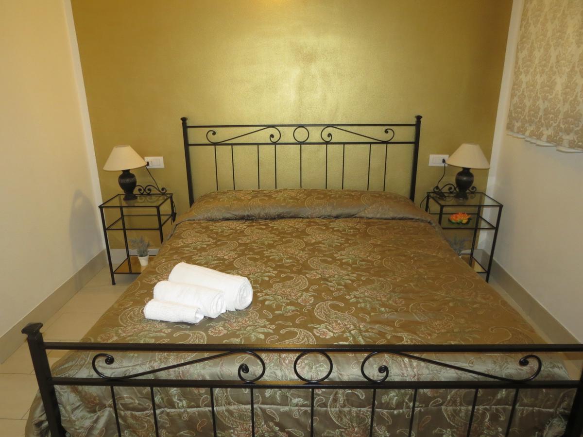 Artisti Rooms Равенна Экстерьер фото